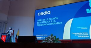 Ciberseguridad e inteligencia artificial protagonizaron congreso internacional en Riobamba