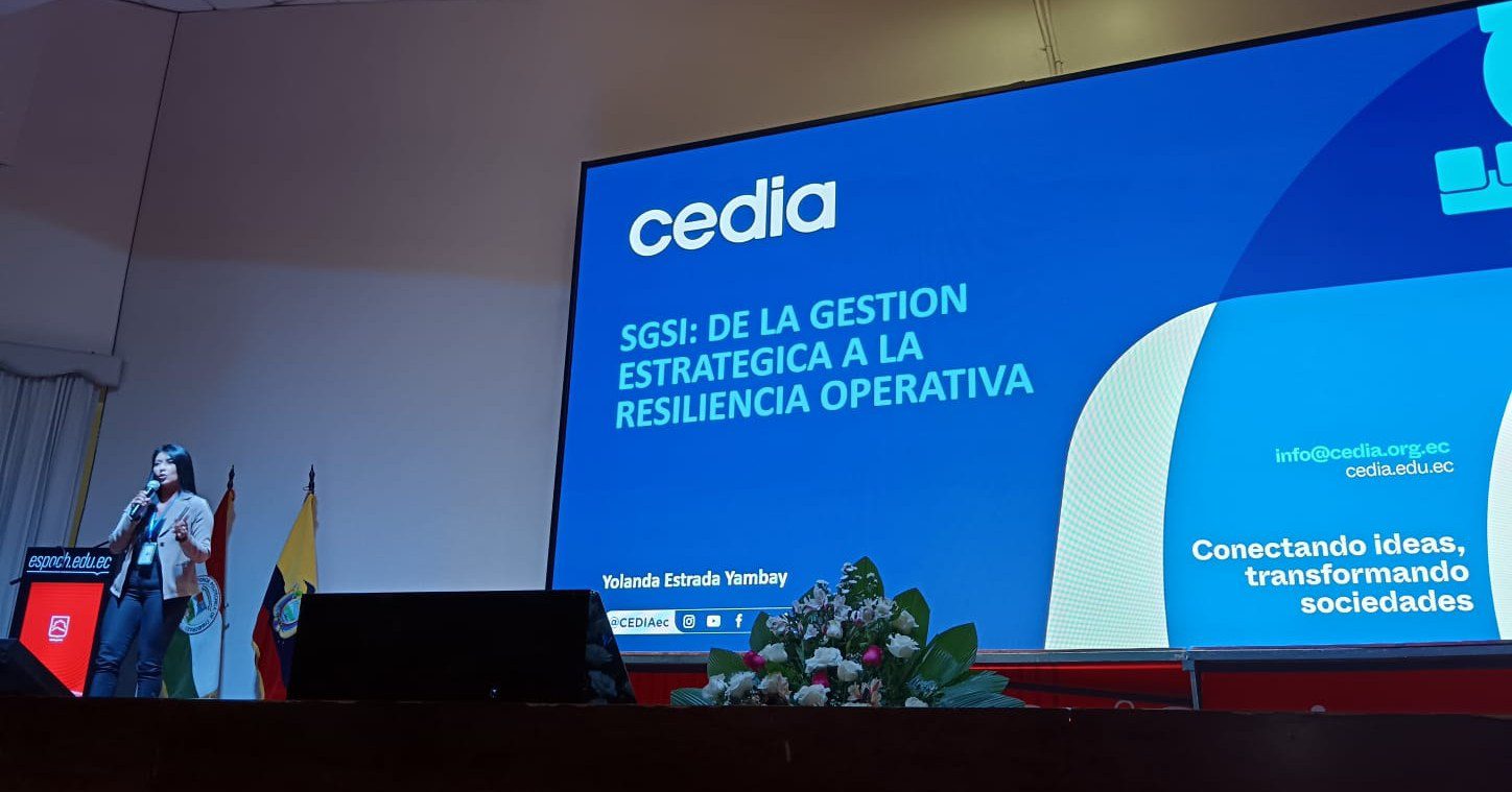Ciberseguridad e inteligencia artificial protagonizaron congreso internacional en Riobamba